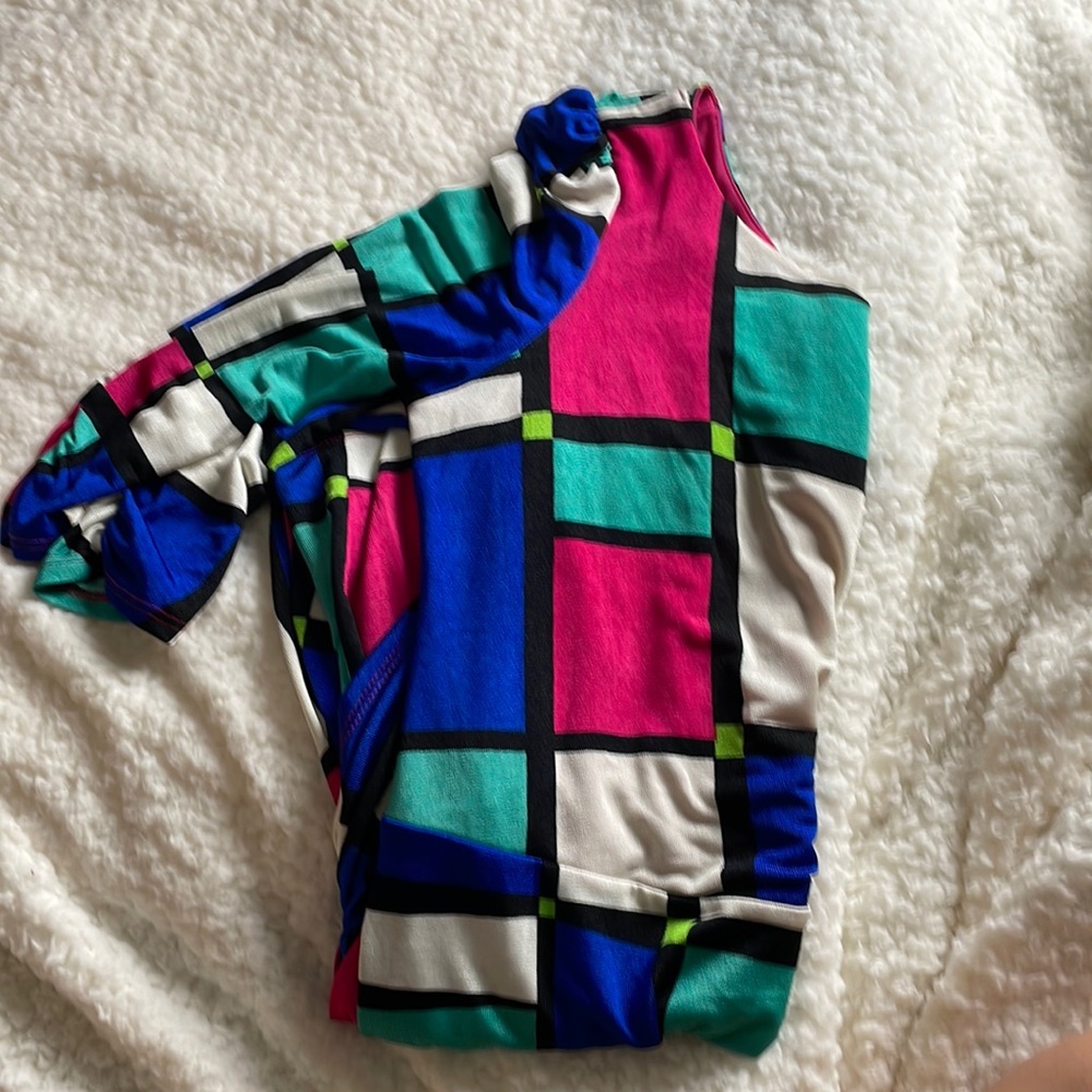 Fashion to Figure Multi Color Mini Scrunch Dress with Half Sleeve- Size 1X